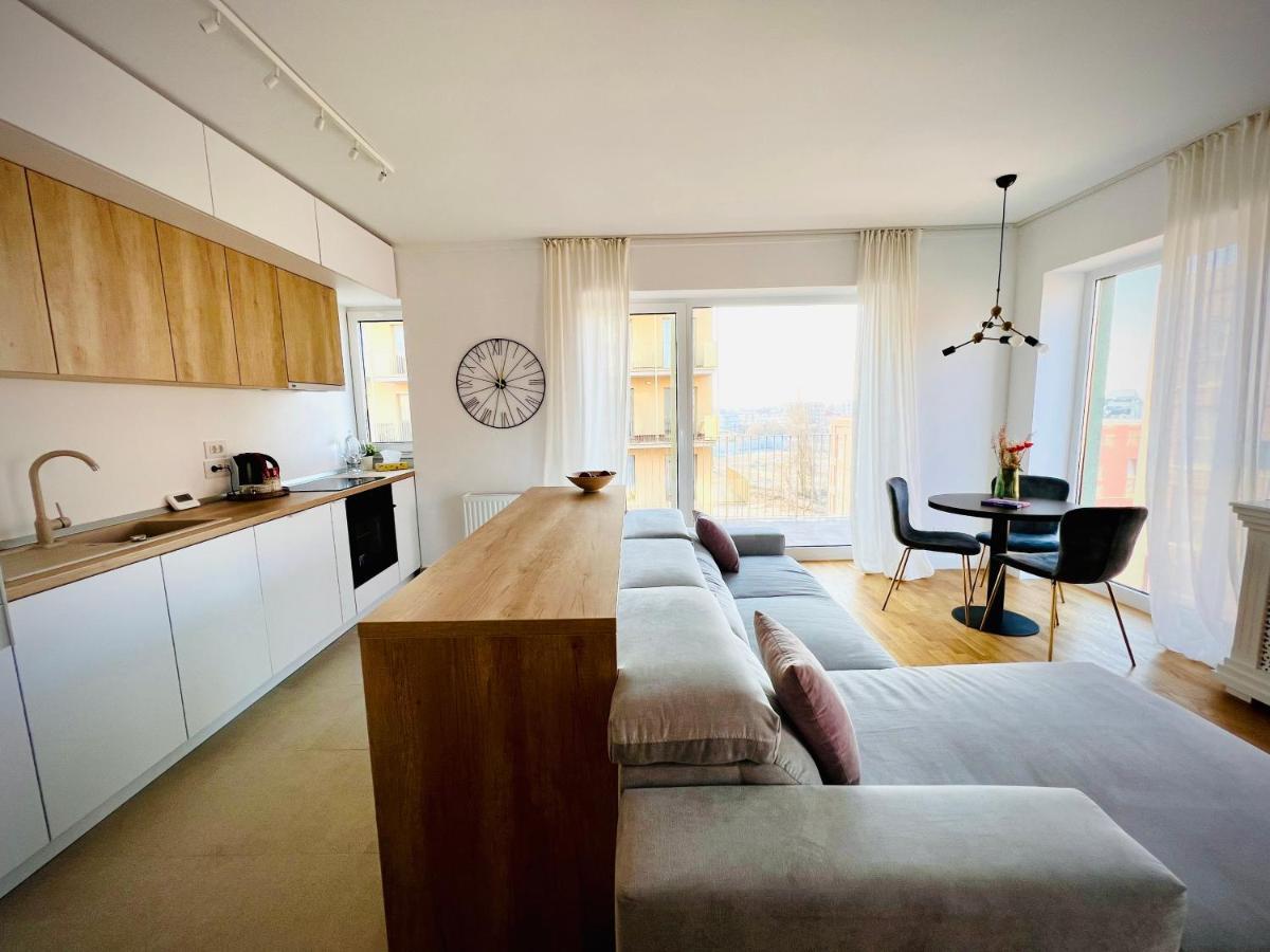 בוקרשט Exquisite - Two Bedroom Apartment מראה חיצוני תמונה