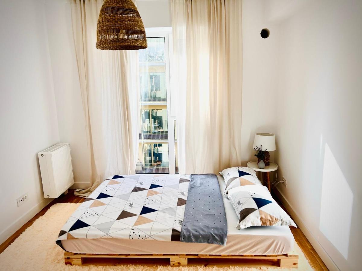 בוקרשט Exquisite - Two Bedroom Apartment מראה חיצוני תמונה