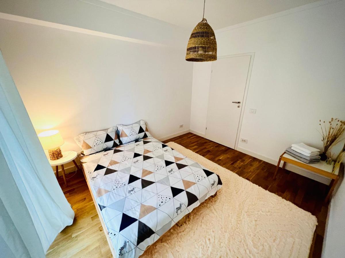 בוקרשט Exquisite - Two Bedroom Apartment מראה חיצוני תמונה
